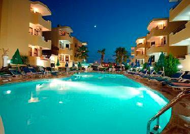 Side Artemis Hotel Exterior photo